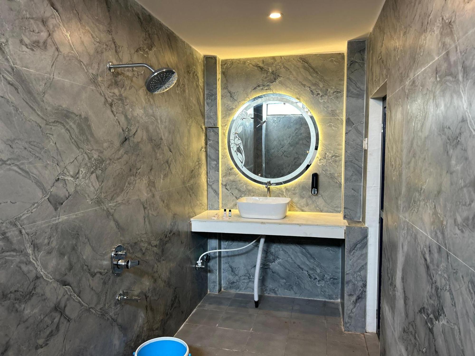 Hotels7Apple Mahoba Ngoại thất bức ảnh