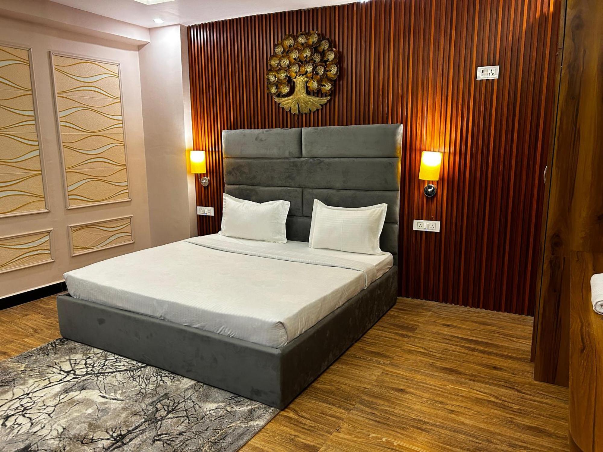 Hotels7Apple Mahoba Ngoại thất bức ảnh