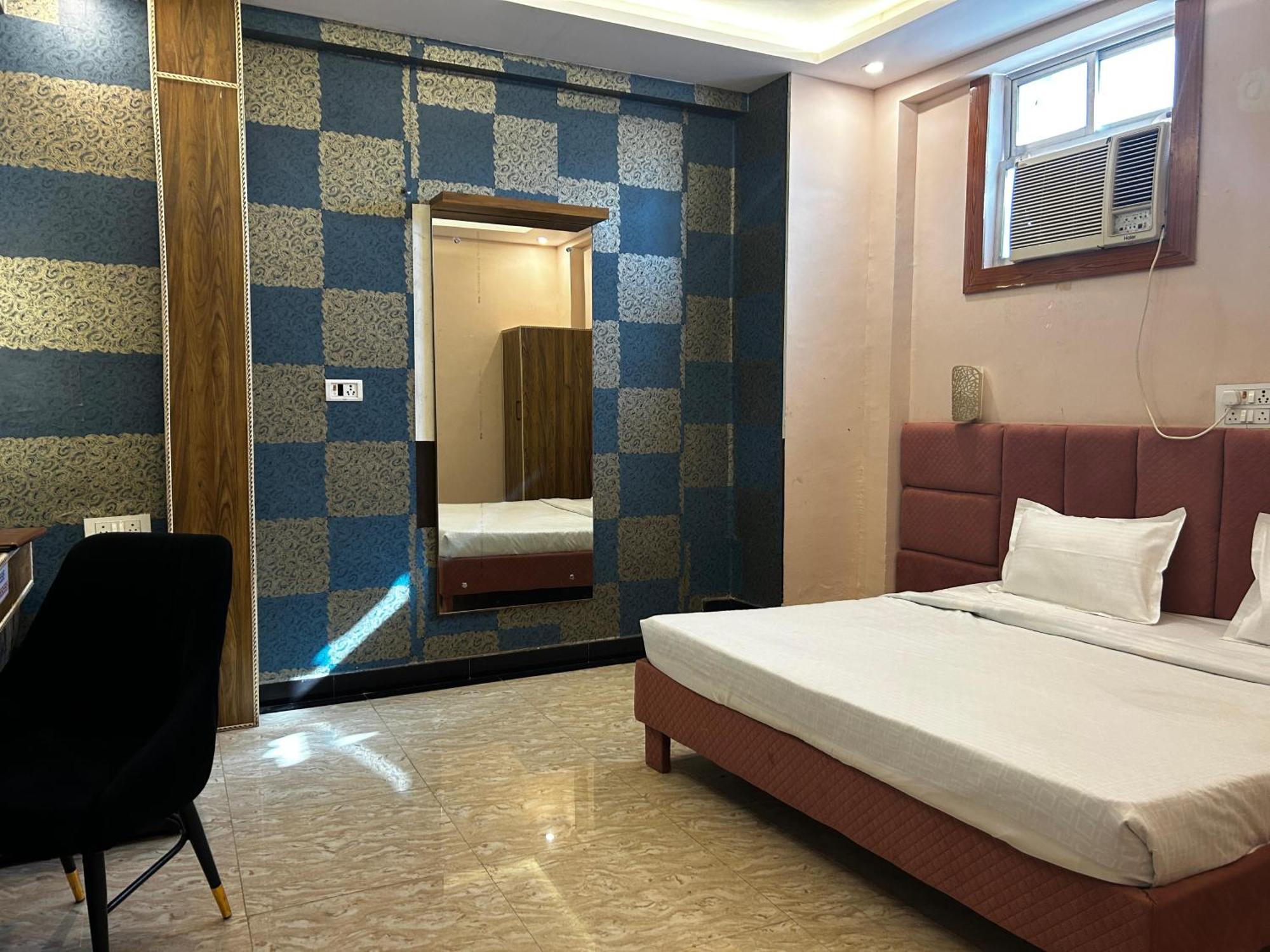Hotels7Apple Mahoba Ngoại thất bức ảnh